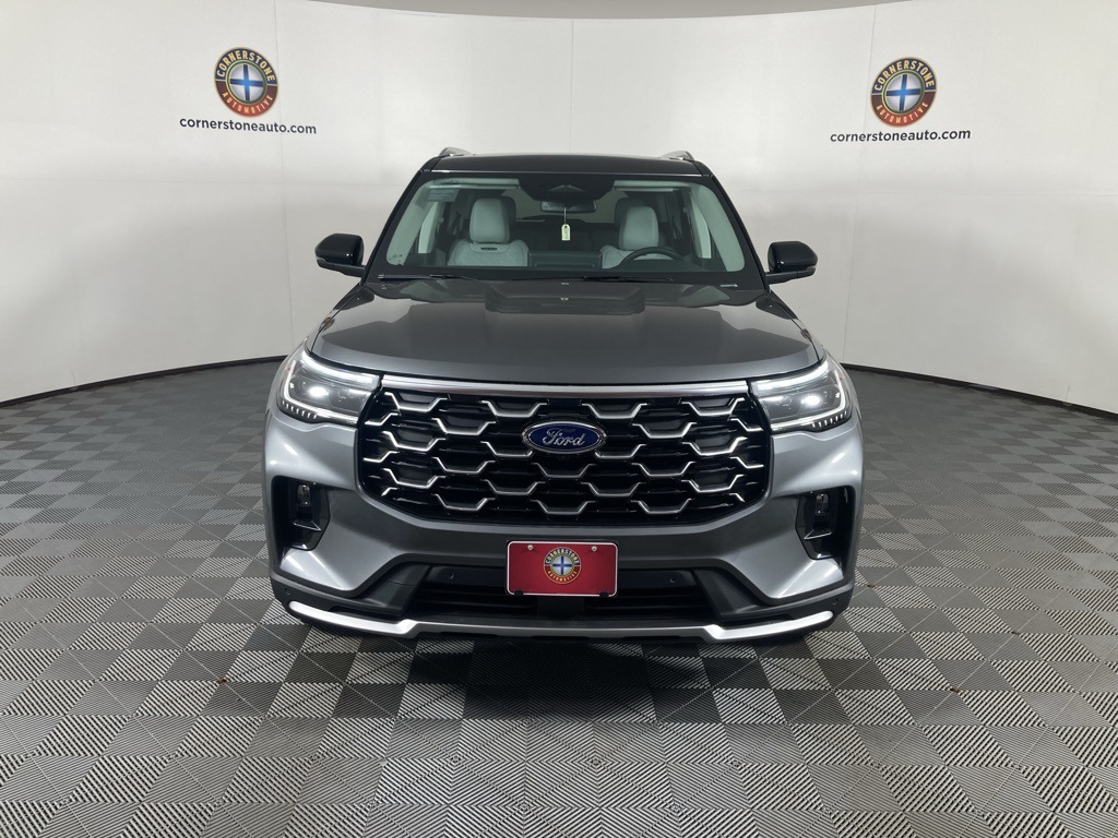2025 Ford Explorer Platinum photo 4