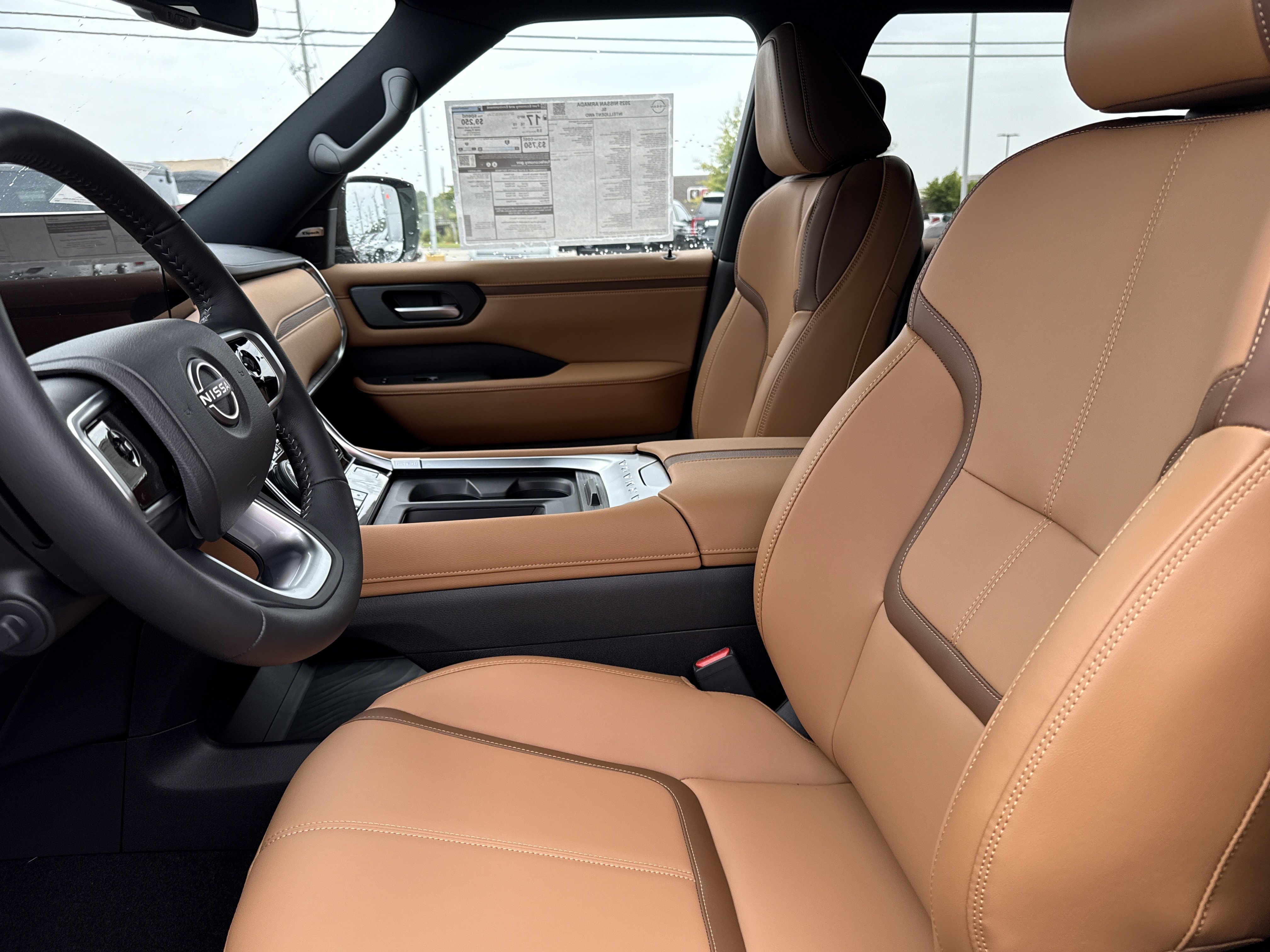 2025 Nissan Armada SL photo 4