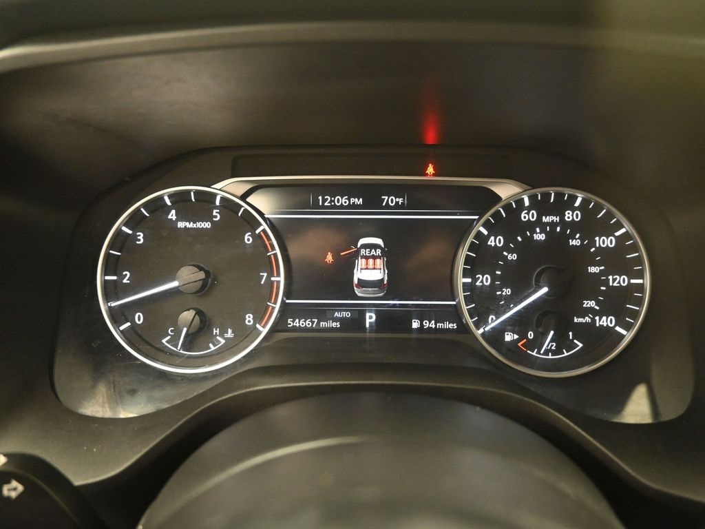 2024 Nissan Rogue SV photo 6