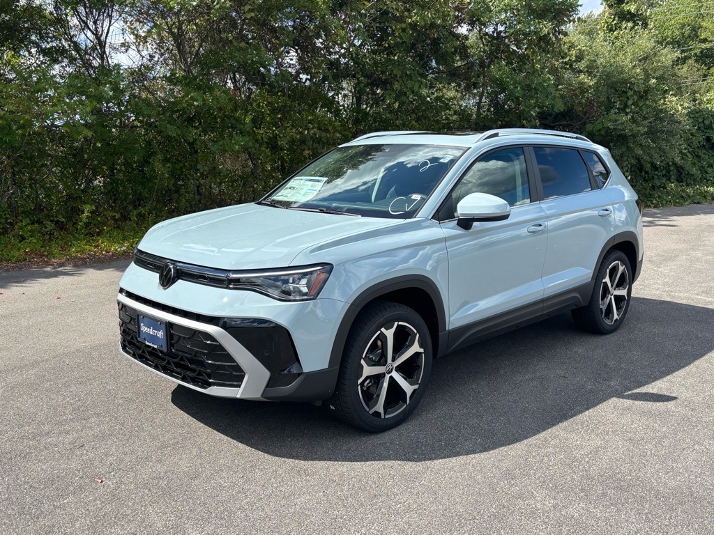2025 Volkswagen Taos SEL photo 2