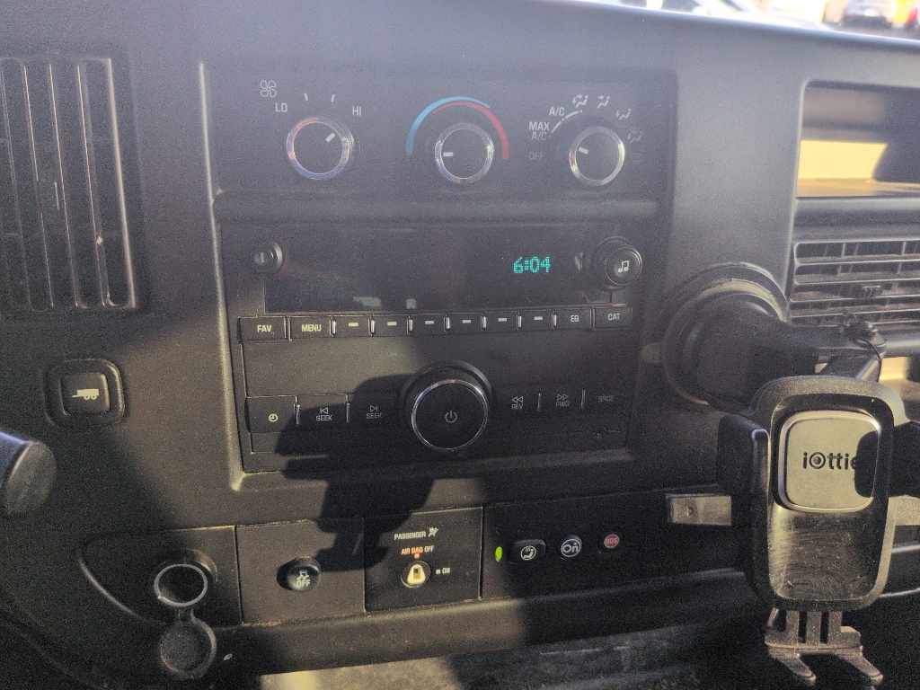 2020 Gmc Savana 3500 Cargo photo 7