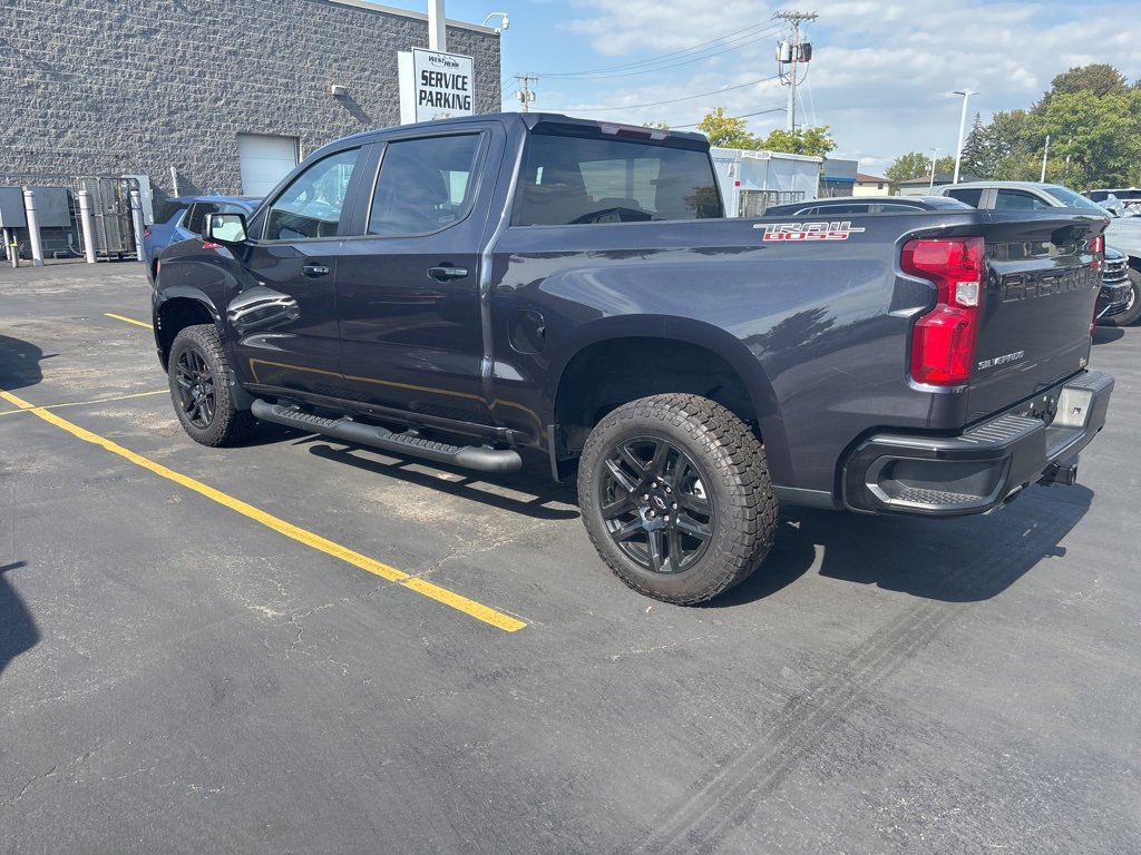 2022 Chevrolet Silverado 1500 LT Trail Boss photo 4