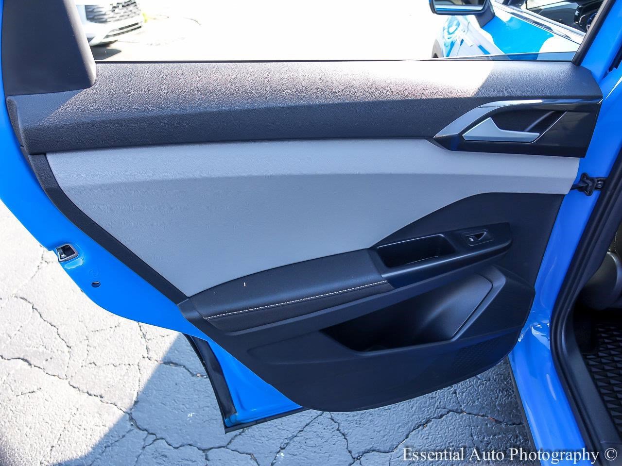 2024 VOLKSWAGEN TAOS - Image 23