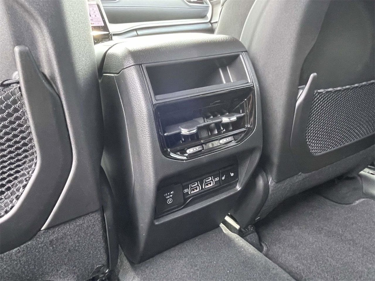 2025 Jeep Grand Cherokee Limited photo 21