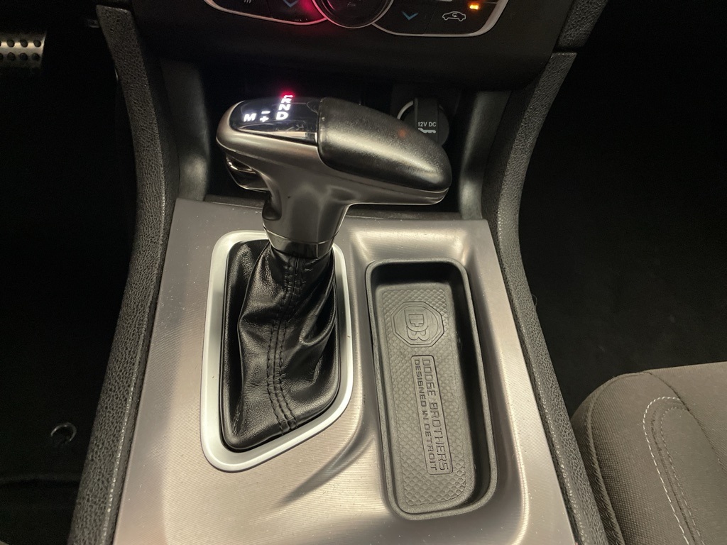 2022 Dodge Charger R/T photo 13