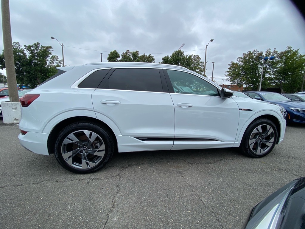 Used 2022 Audi e-tron Premium Plus with VIN WA1LABGE8NB007128 for sale in Alexandria, VA