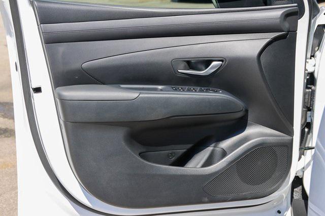 New 2026 Hyundai SEL Activity FWD image 9