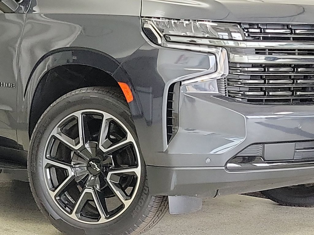 2022 Chevrolet Tahoe RST photo 2