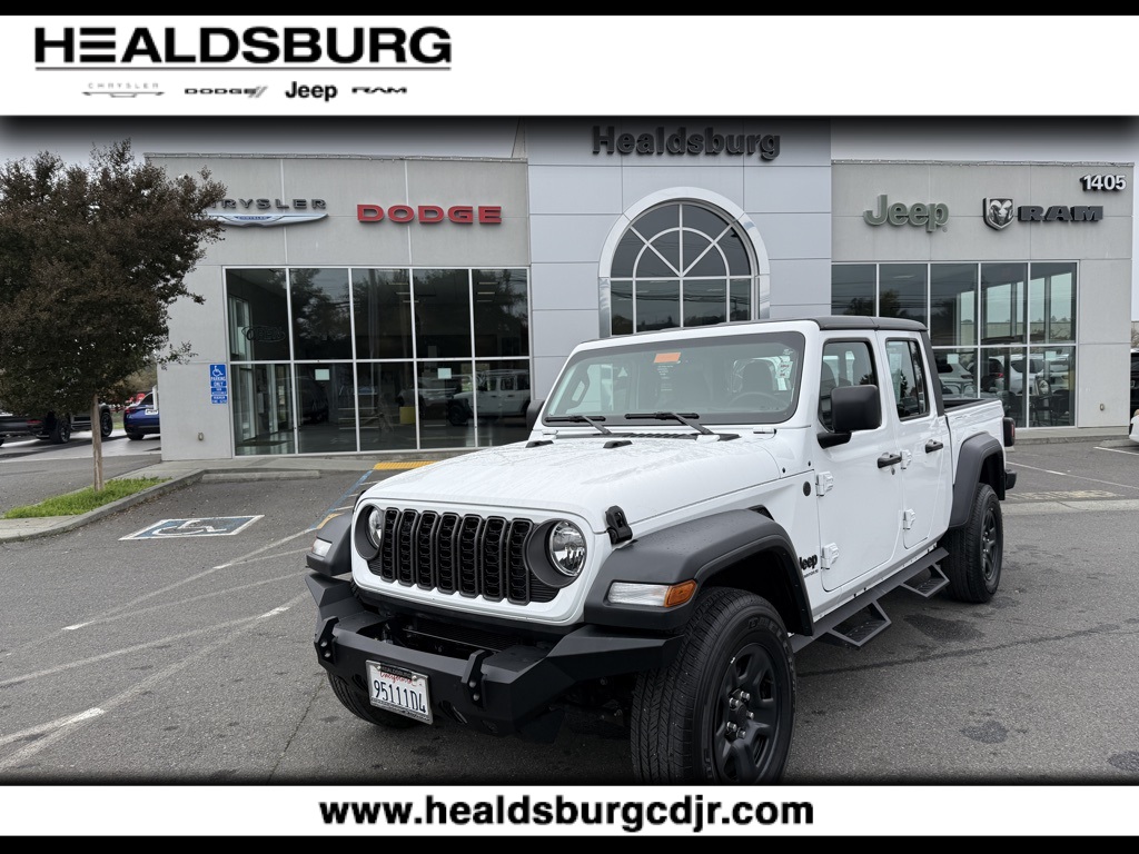 2024 Jeep Gladiator Sport's photo