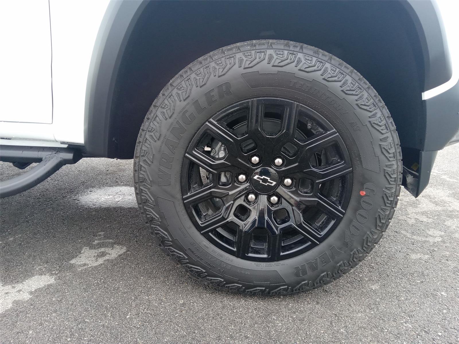 2026 Chevrolet Colorado Trail Boss photo 22