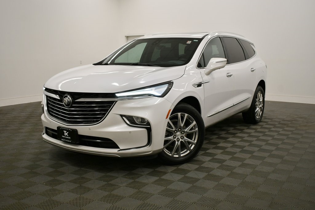 Used 2022 Buick Enclave Premium with VIN 5GAEVBKW4NJ158476 for sale in Rochester, Minnesota
