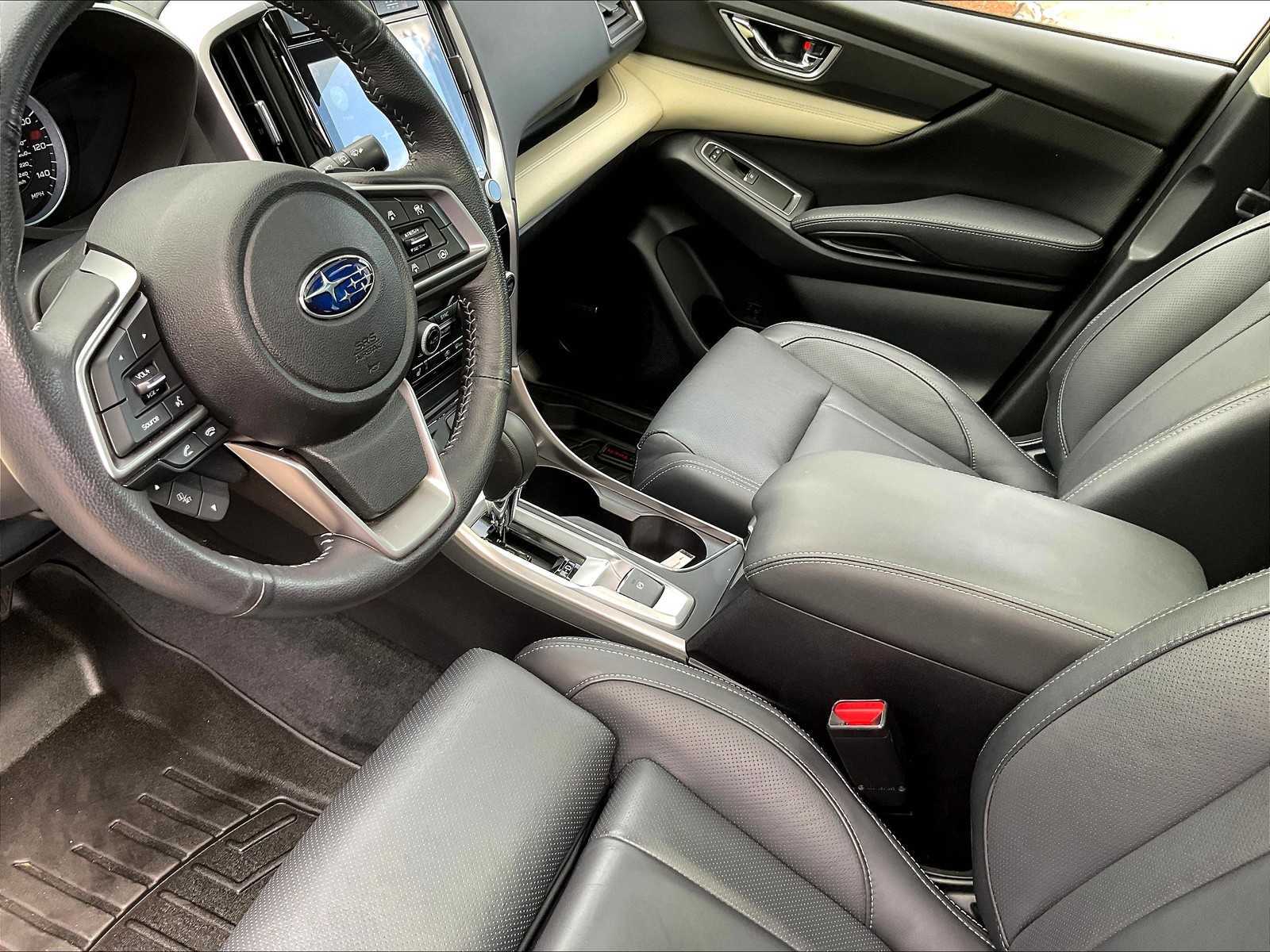 2022 Subaru Ascent Limited photo 19