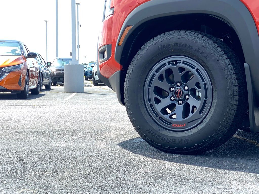 2025 Nissan Frontier PRO-X photo 33