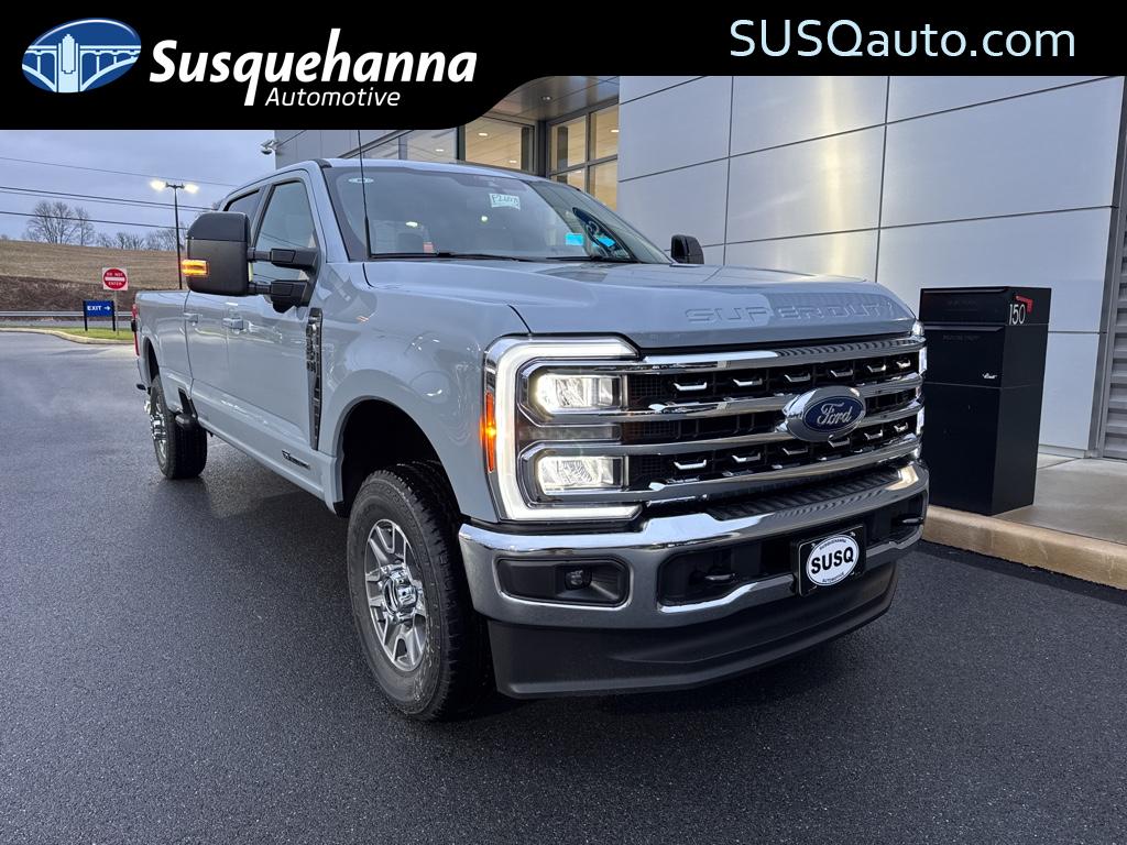 2026 Ford F-350 Super Duty Lariat's photo
