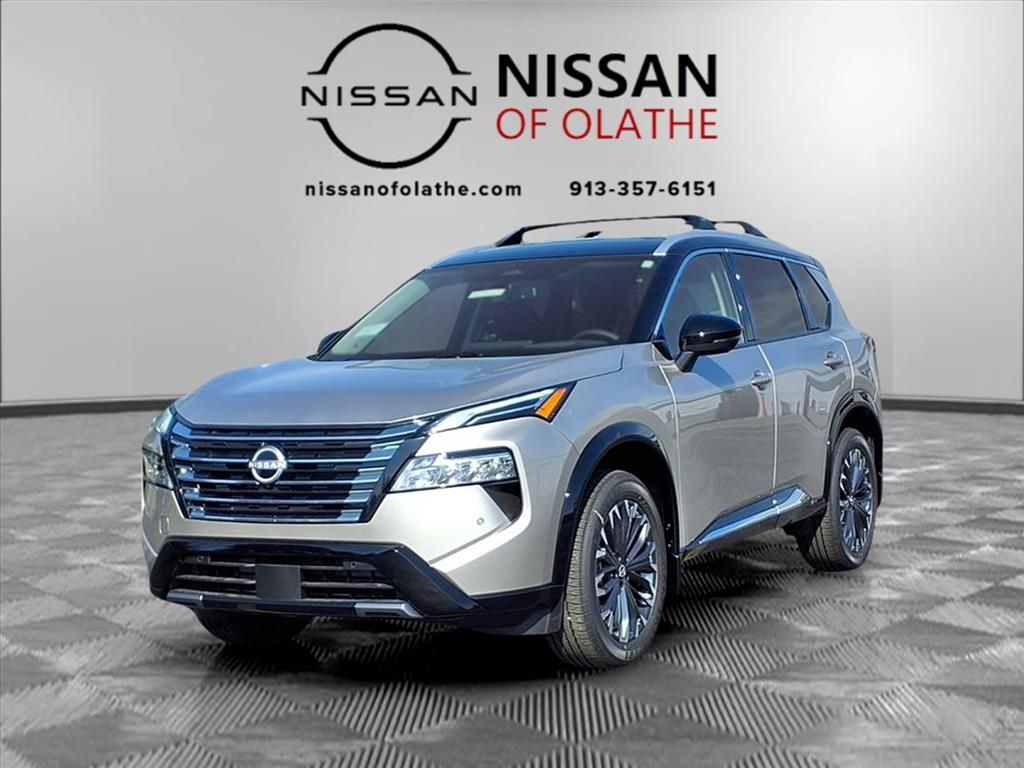 2026 Nissan Rogue Platinum's photo