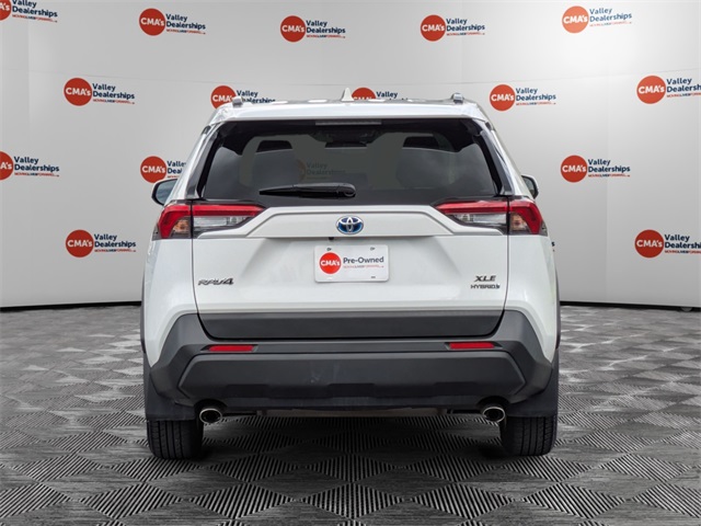 2019 Toyota RAV4 Hybrid XLE photo 4