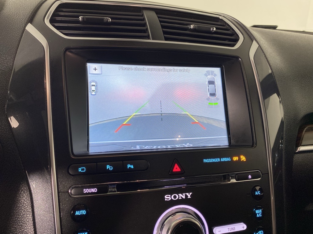 2018 Ford Explorer Limited photo 16