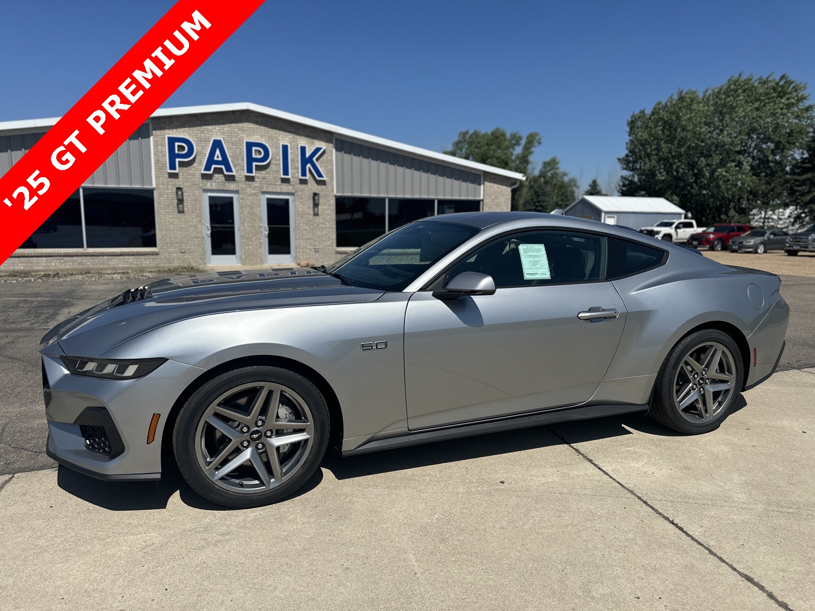 2025 Ford Mustang GT Premium's photo