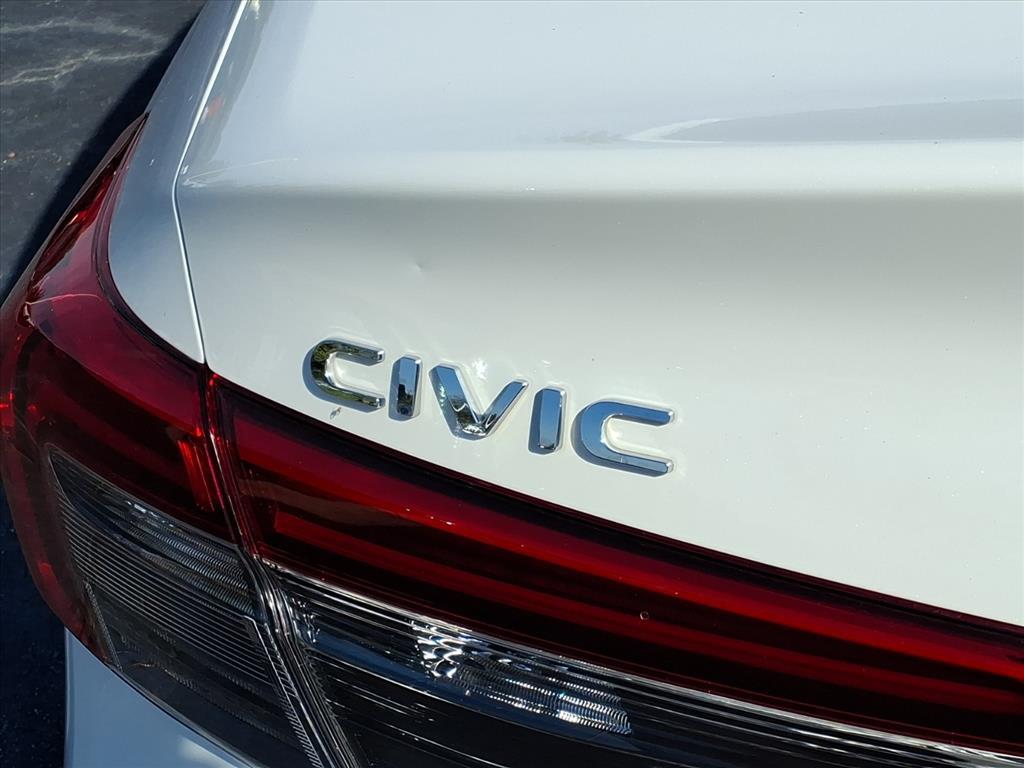 2023 Honda Civic Sport photo 5