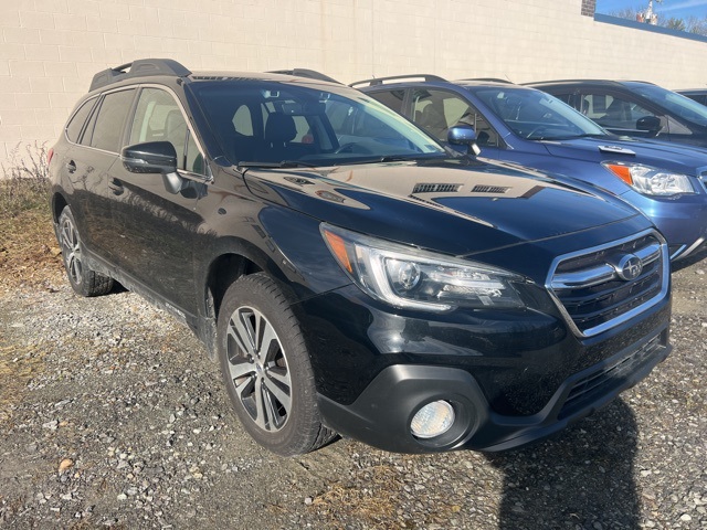2019 Subaru Outback Limited's photo