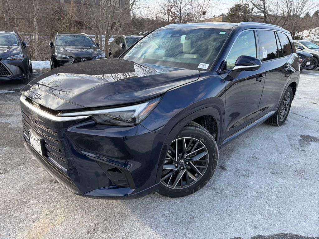 2026 Lexus TX Premium's photo