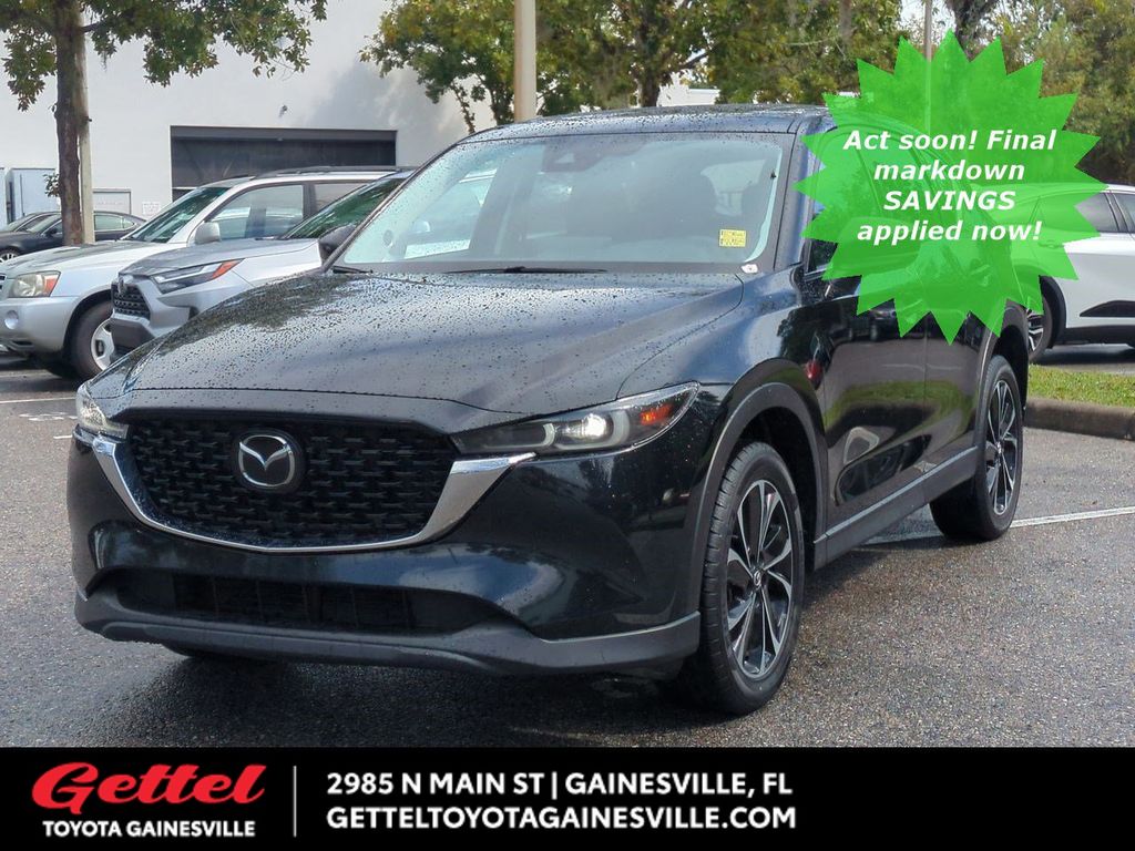 2023 Mazda CX-5 S Premium package