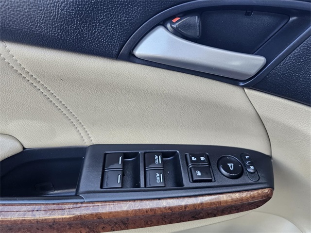 2012 Honda Accord EX-L photo 21
