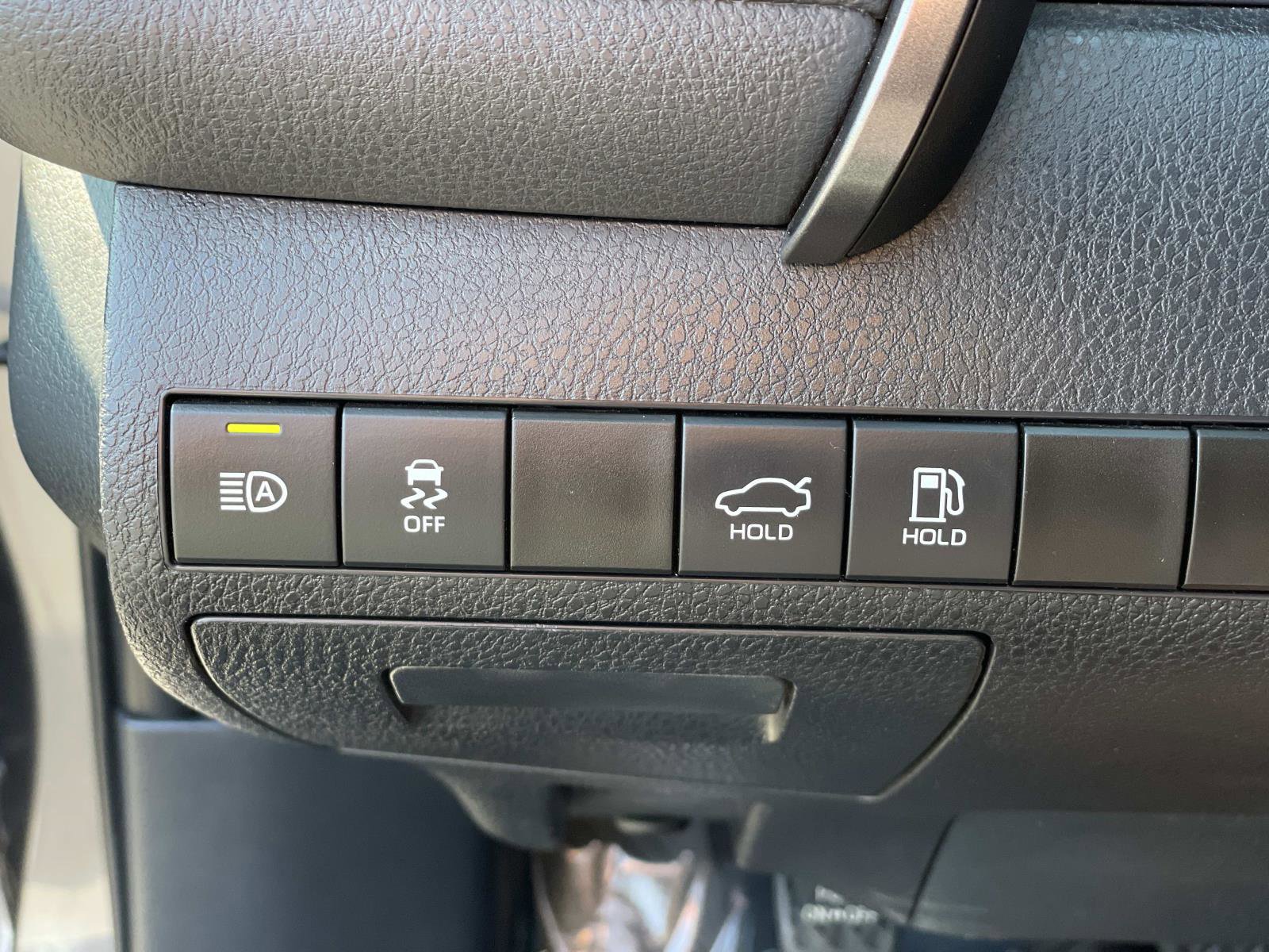 2023 Toyota Camry SE photo 14