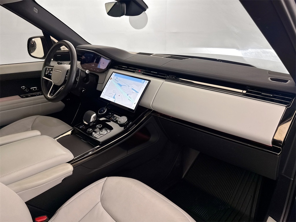 2023 Land Rover Range Rover Sport P360 Dynamic SE photo 28