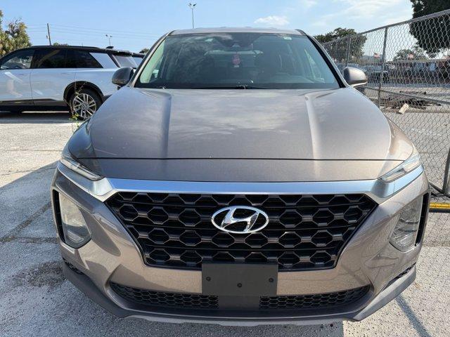 2019 Hyundai Santa Fe SE photo 3
