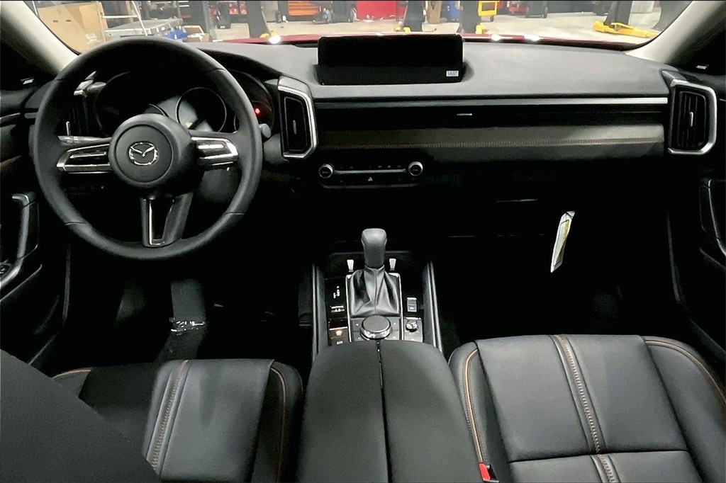 2025 MAZDA CX-50 - Image 4