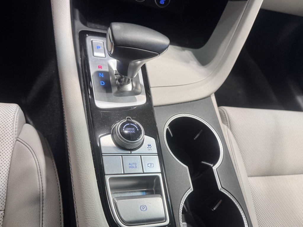 2025 Genesis G70 2.5T photo 10