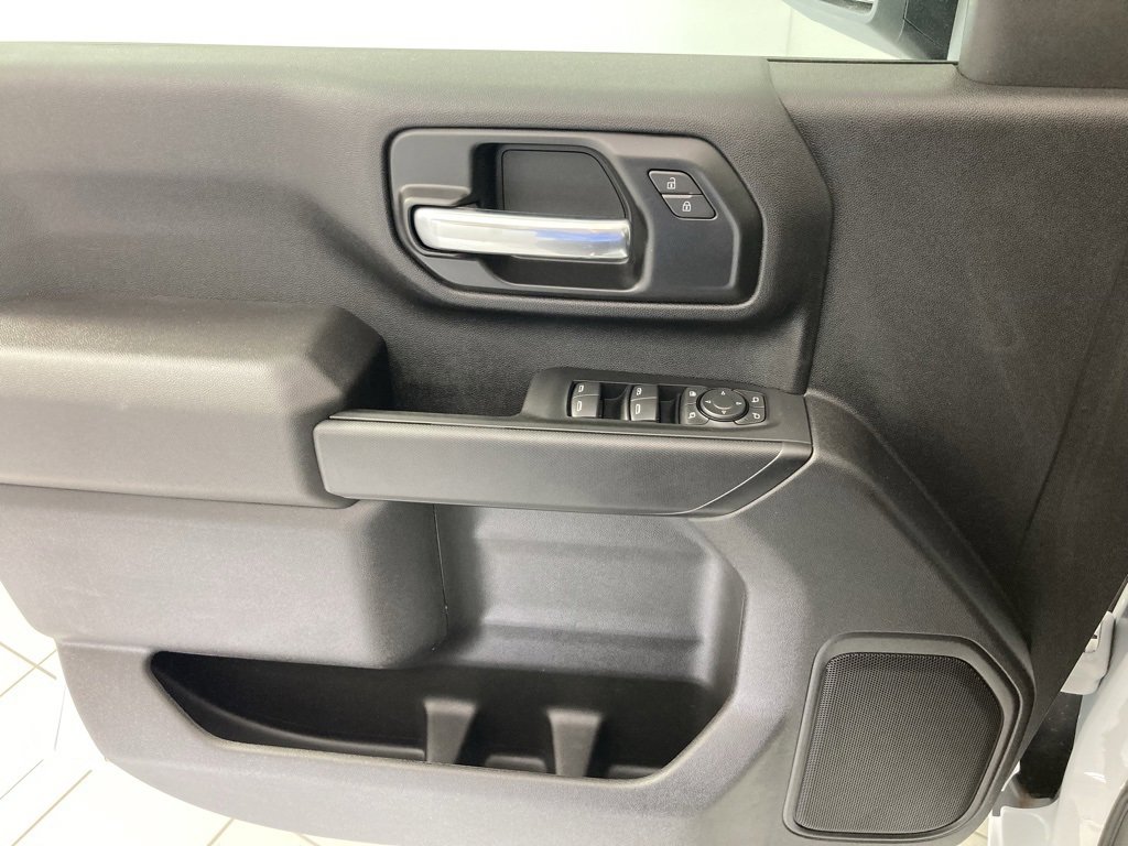 2025 Chevrolet Silverado 3500HD photo 11