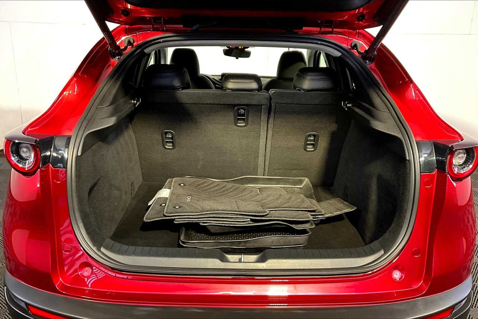 2021 Mazda CX-30 Premium photo 32