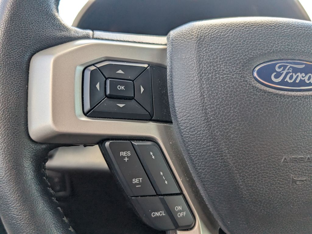 2019 Ford F-150 Lariat photo 8