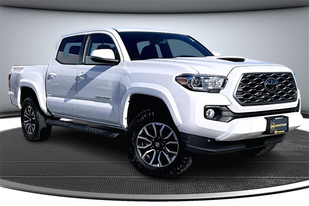 2022 Toyota Tacoma TRD Sport's photo