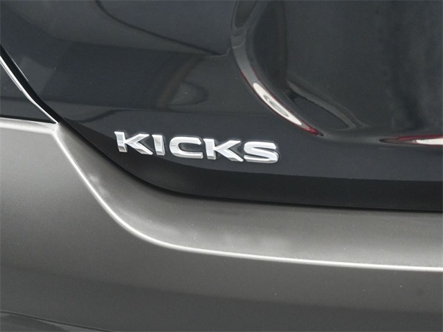 2019 Nissan Kicks SV photo 14