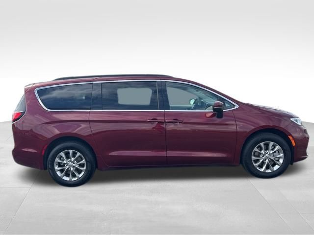 2023 Chrysler Pacifica Touring L photo 4
