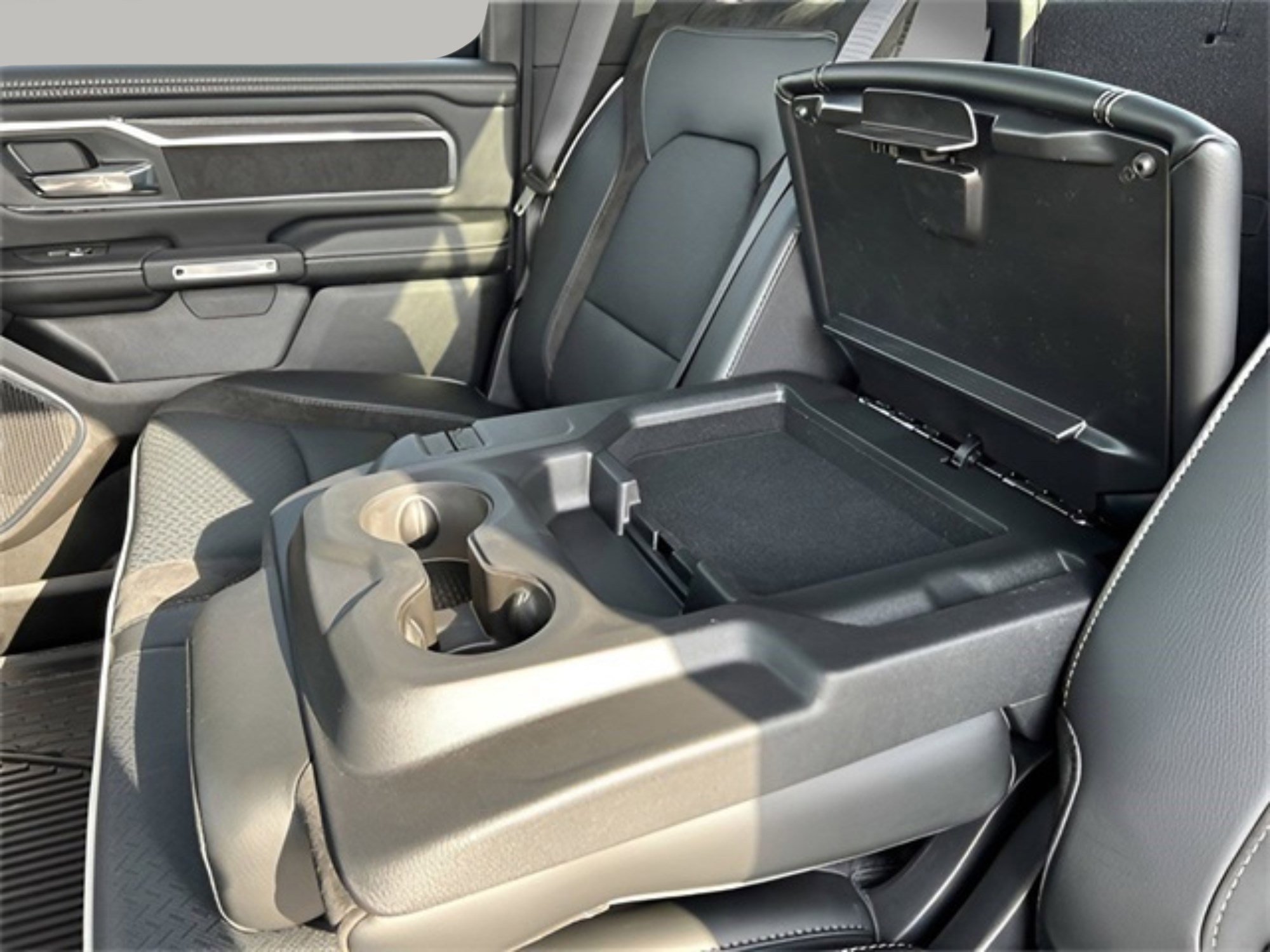2025 Ram 1500 Laramie photo 23