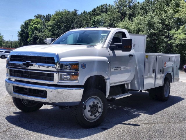 2024 Chevrolet Silverado 4500 Medium Duty Chassis Cab Work Truck's photo