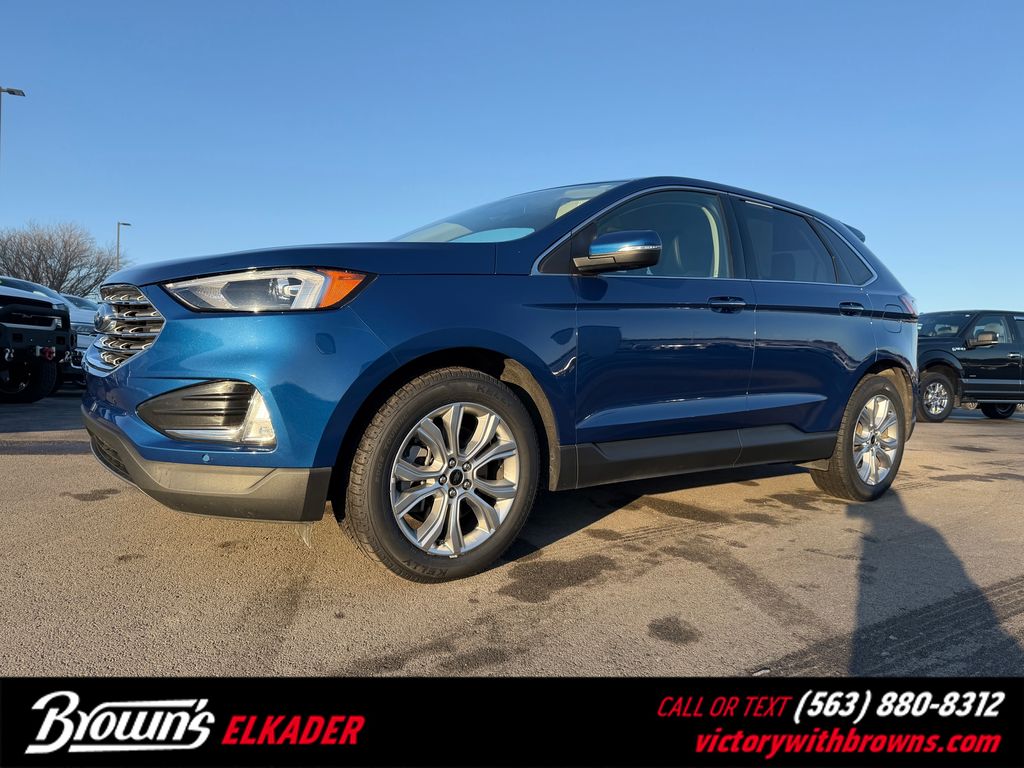 2024 Ford Edge Titanium's photo