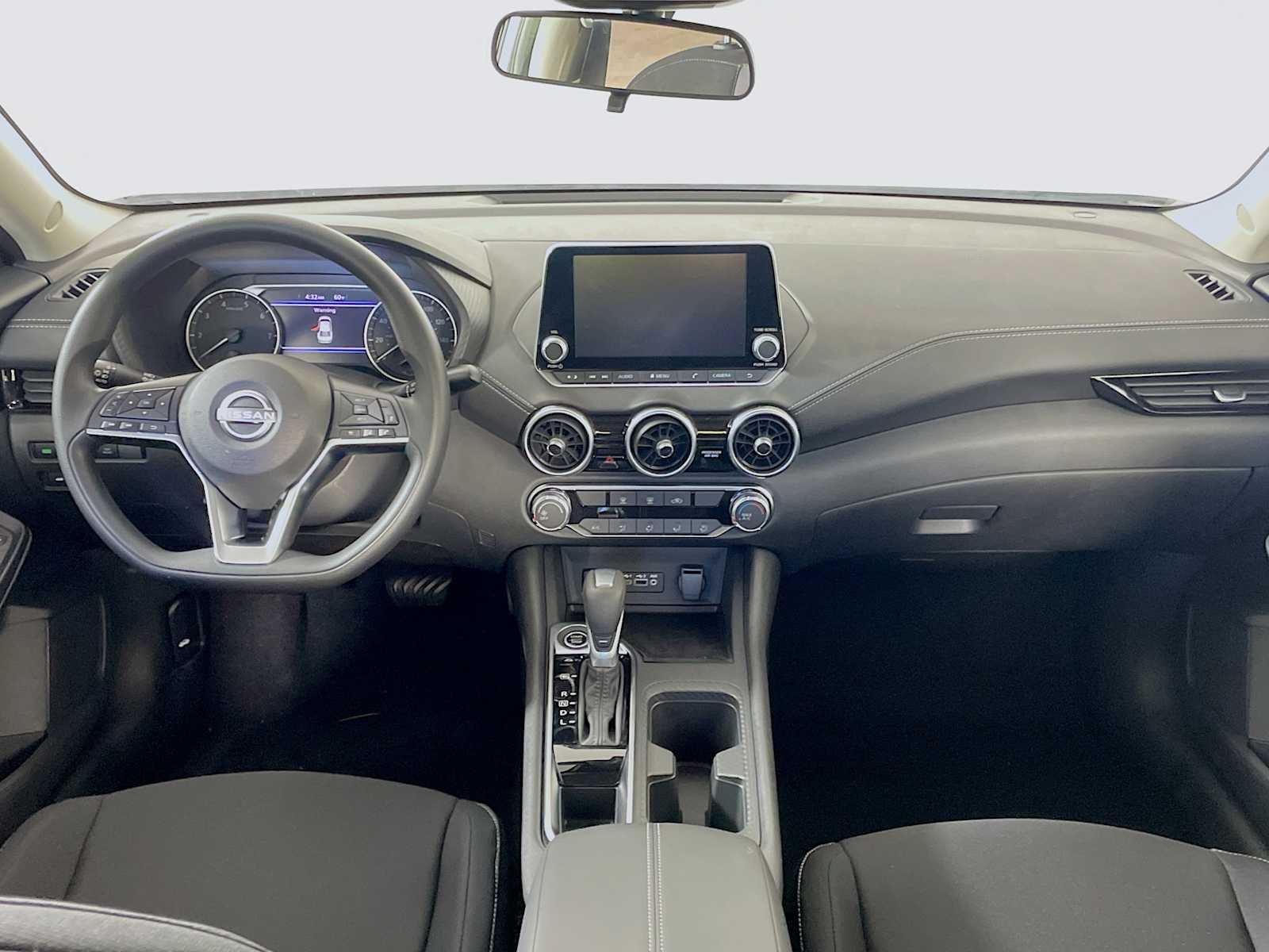 2025 Nissan Sentra SV photo 3