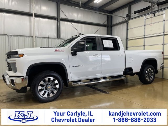 2024 Chevrolet Silverado 3500HD LT's photo