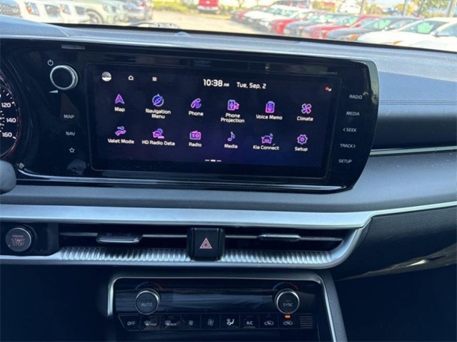 2023 Kia K5 GT-Line photo 9