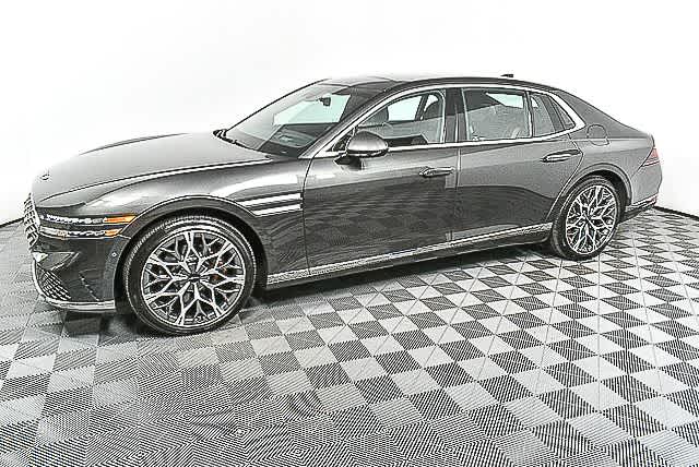 2025 Genesis G90 3.5T E-Supercharger photo 4