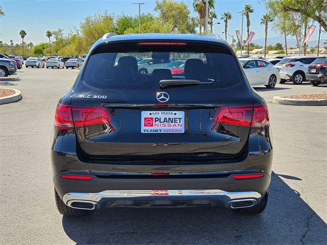2022 Mercedes Benz GLC 300 photo 4