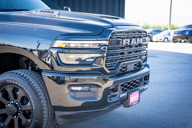 2025 Ram 2500 Laramie photo 4
