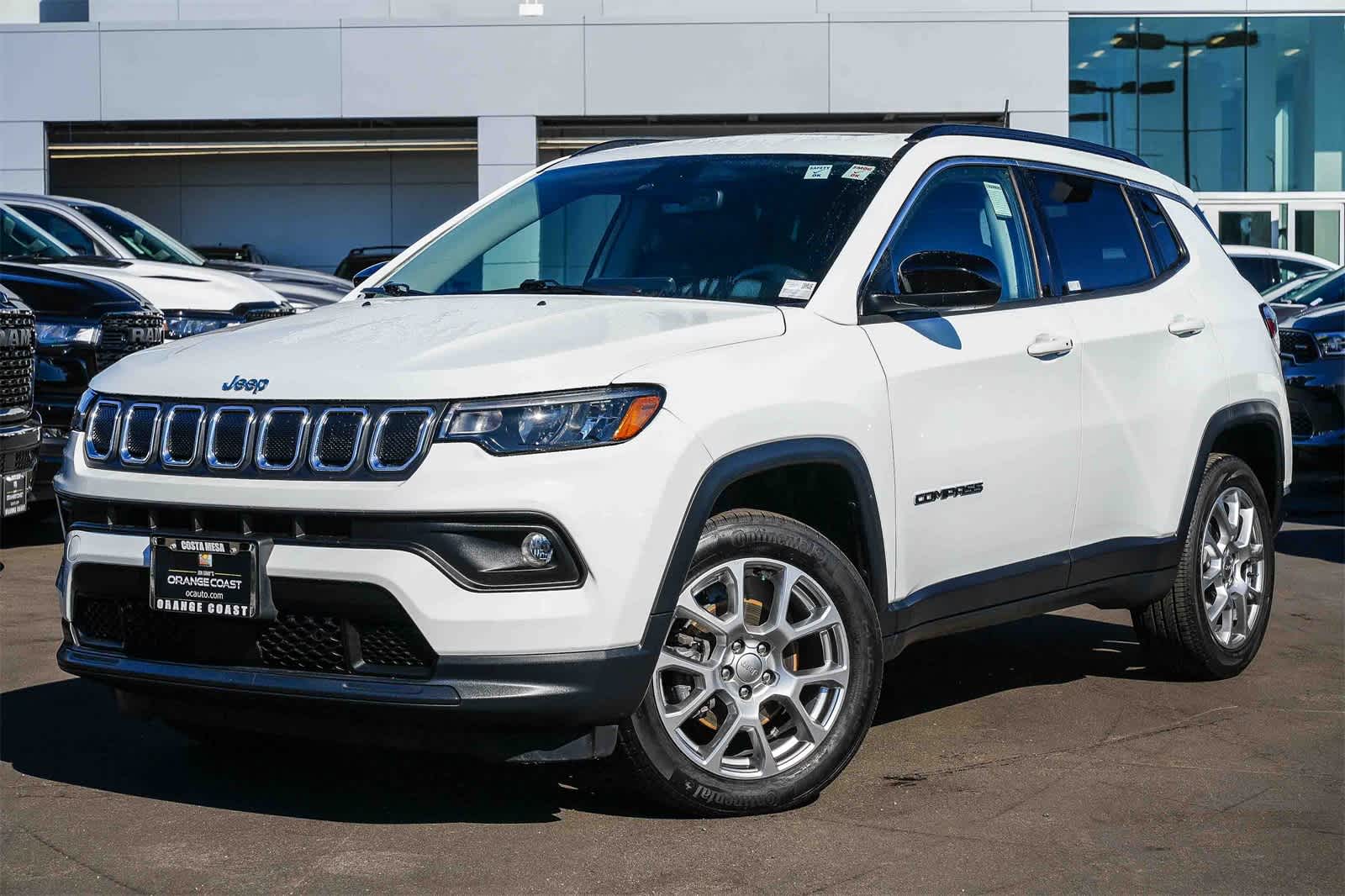 2022 Jeep Compass Latitude Lux