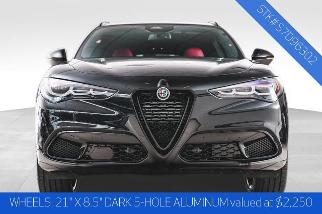 2025 Alfa Romeo Stelvio Sprint Base photo 4