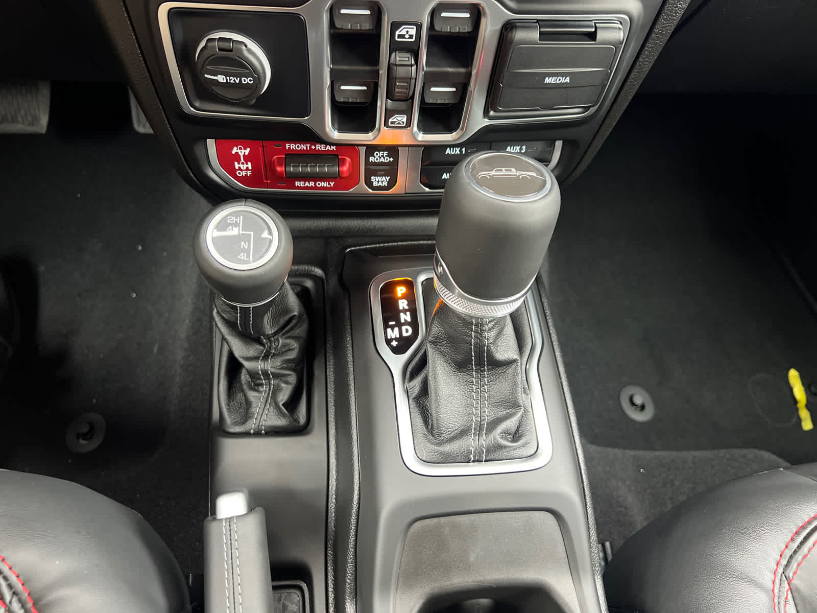 2025 Jeep Gladiator Rubicon photo 28